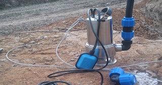 Установка дренажного насоса в Геленджике - услуги от СантехДомГлн, расценки от 3061 рублей